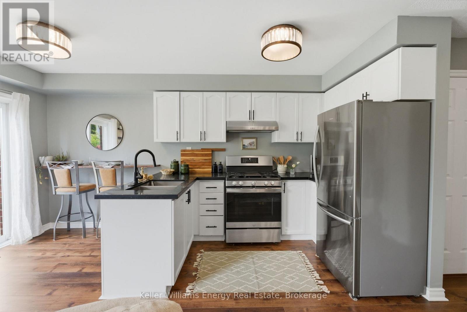 42 Cecil Found Crescent, Clarington, Ontario  L1E 2W1 - Photo 6 - E13761094