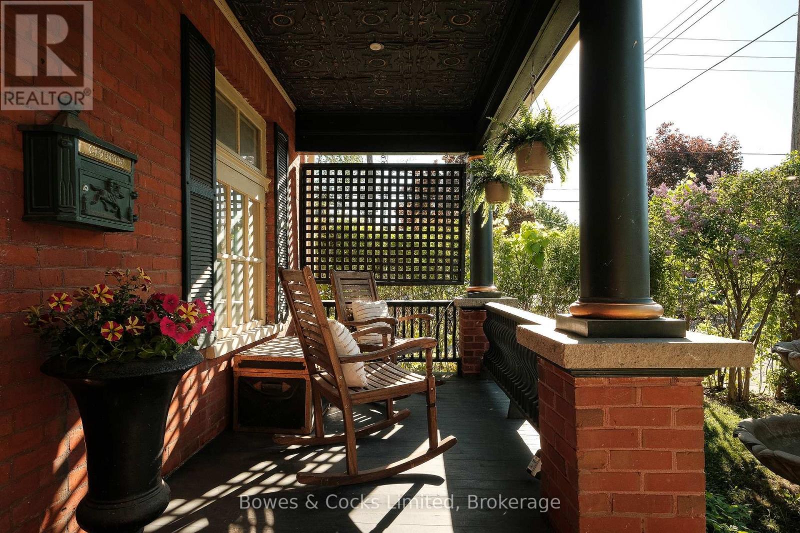 599 Gilmour Street, Peterborough, Ontario  K9H 2K3 - Photo 3 - X13760970