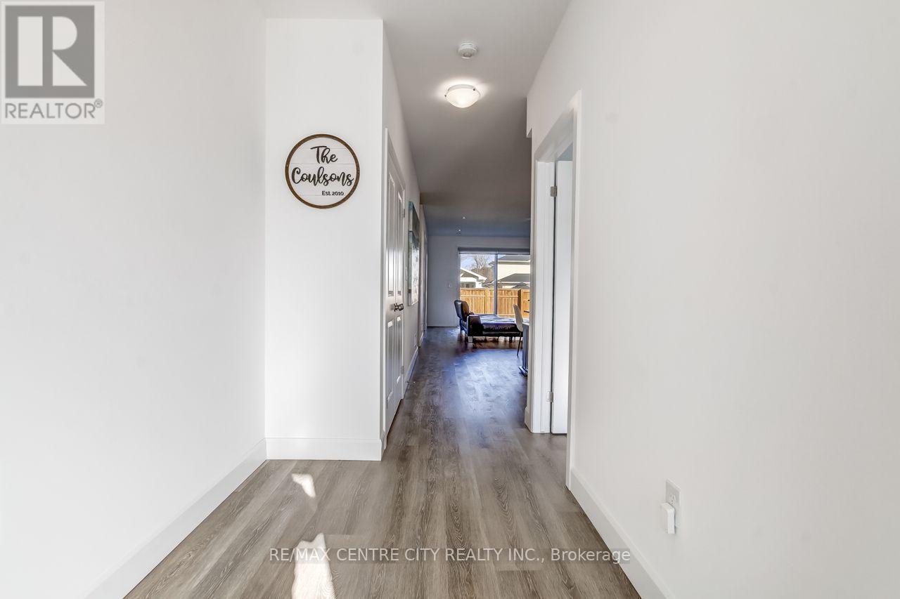 423 George Street, Central Elgin, Ontario  N5L 1G4 - Photo 4 - X13761008