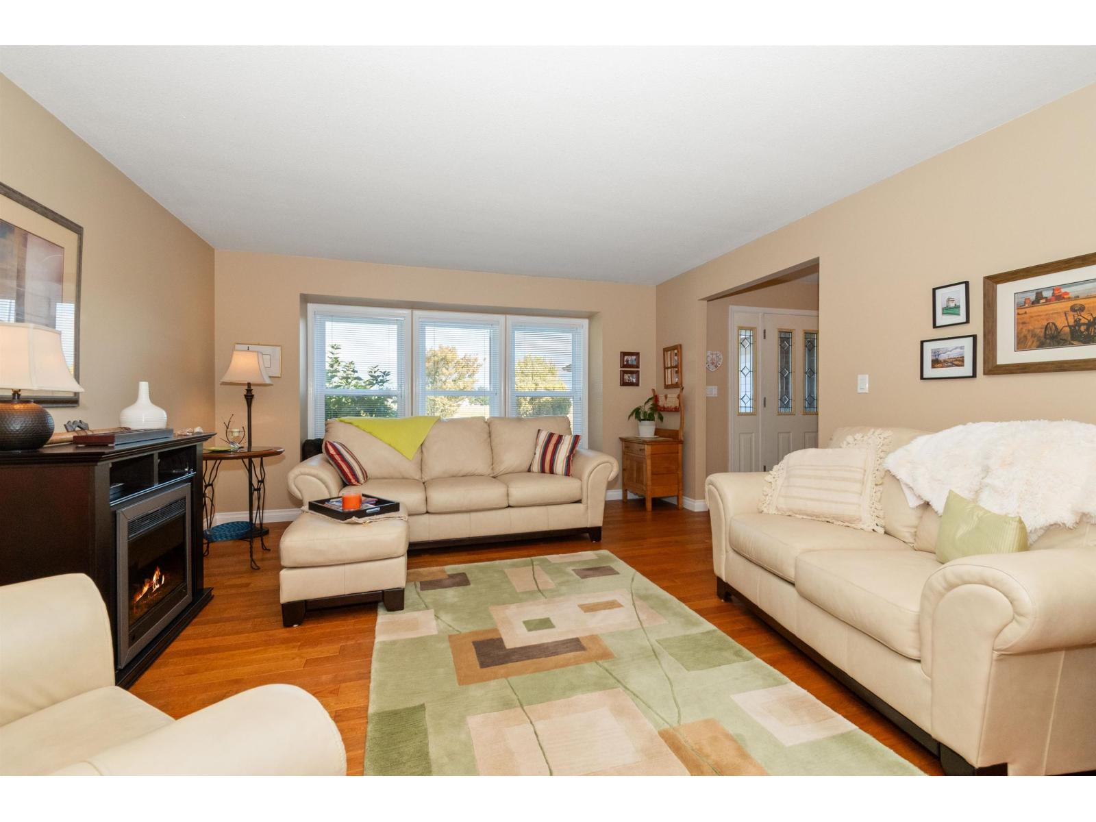 46054 Britton Avenue, Sardis East Vedder, Chilliwack, British Columbia  V2R 2P9 - Photo 6 - R3162973