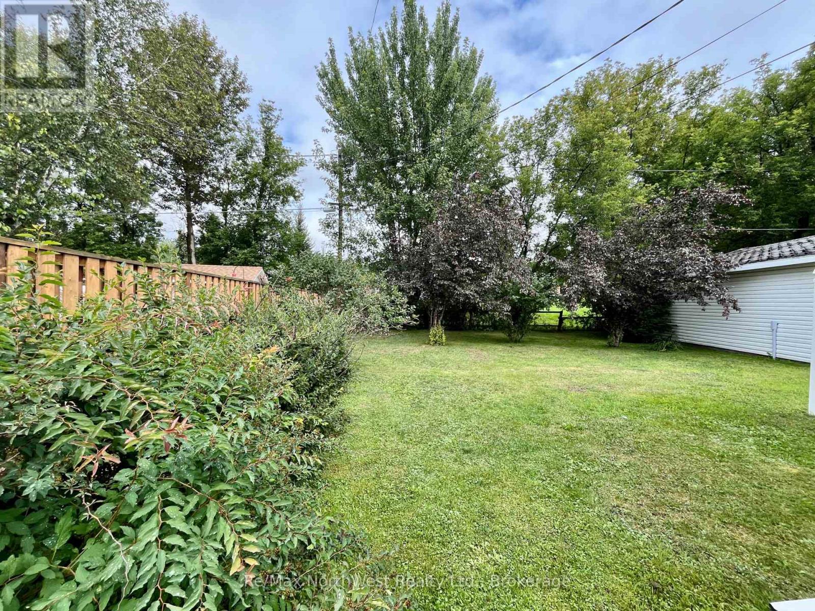 10 Spruce Road, Atikokan, Ontario  P0T 1C0 - Photo 16 - X13760908