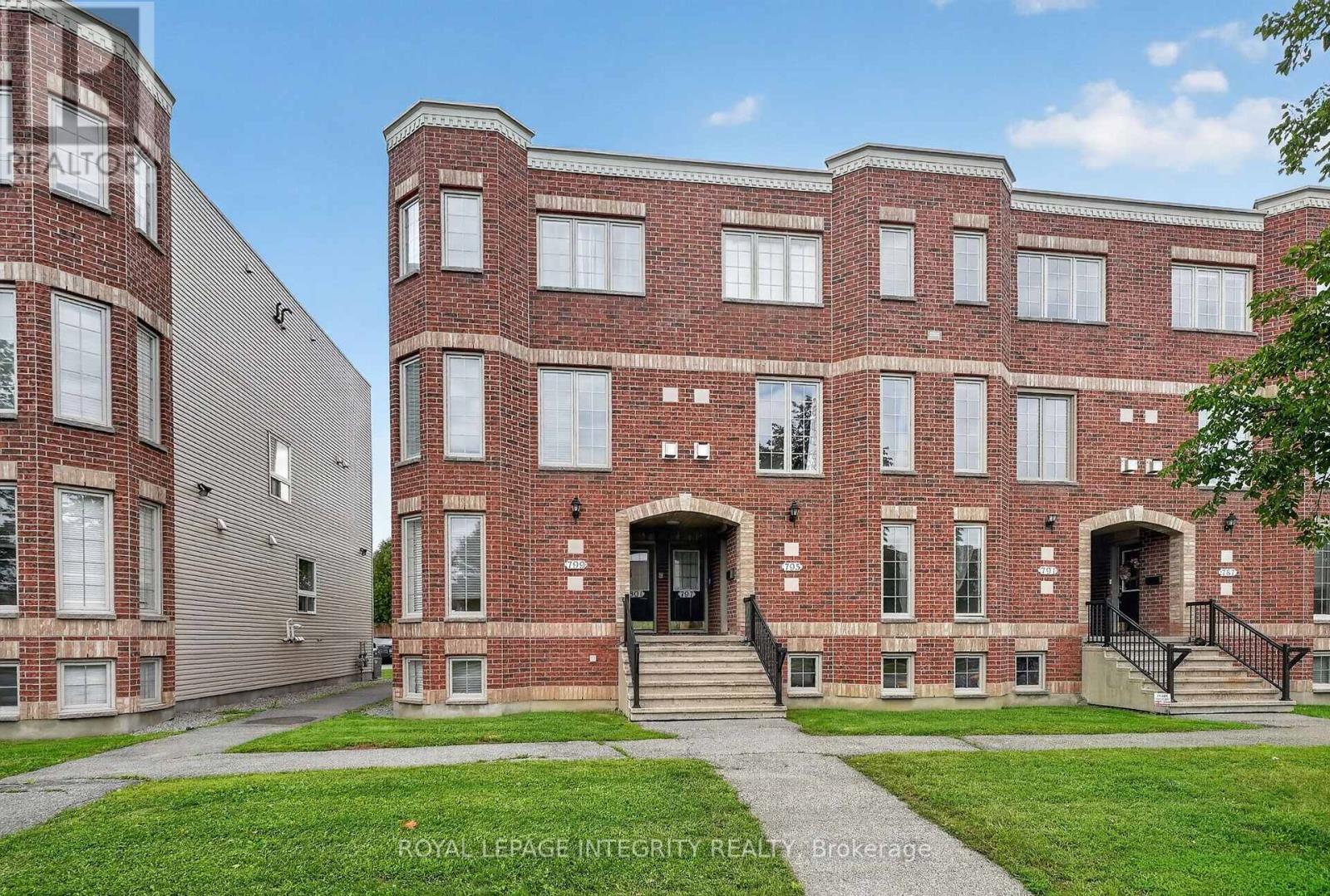 795 LONGFIELDS DRIVE, Ottawa, Ontario