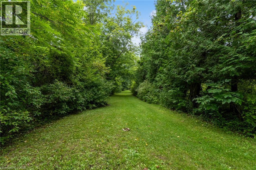 155 Ridge Road E, Grimsby, Ontario  L3M 4E7 - Photo 4 - 40860079