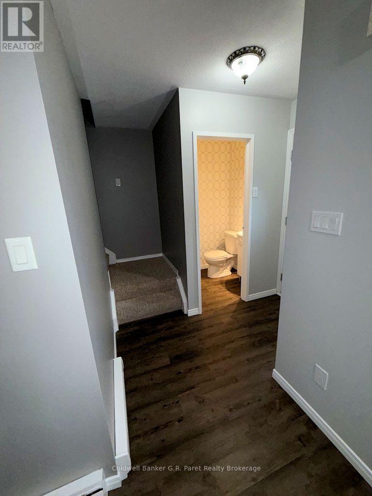 3 - 150 Concession Street E, Tillsonburg, Ontario  N4G 1P9 - Photo 4 - X13761058