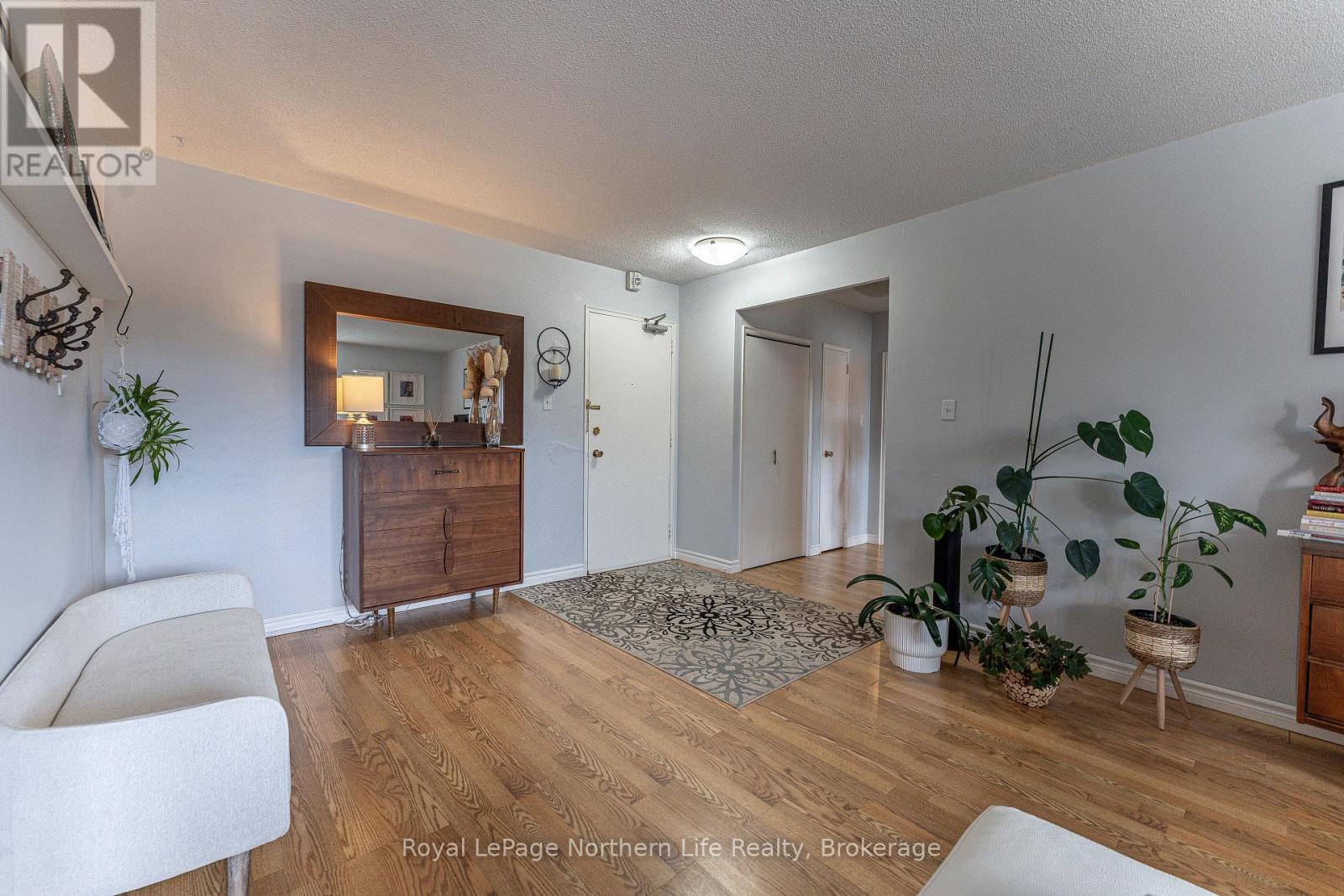202 - 810 Main Street W, North Bay, Ontario  P1B 2V9 - Photo 10 - X13760926