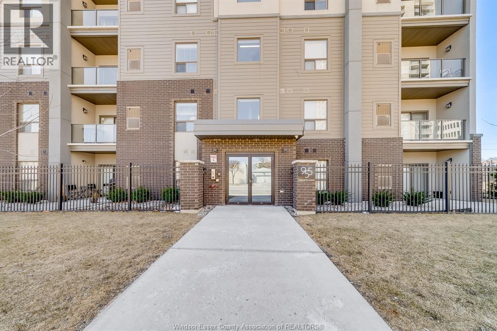 955 Ouellette Avenue Unit# 405, Windsor, Ontario  N9A 4J5 - Photo 2 - 26021999