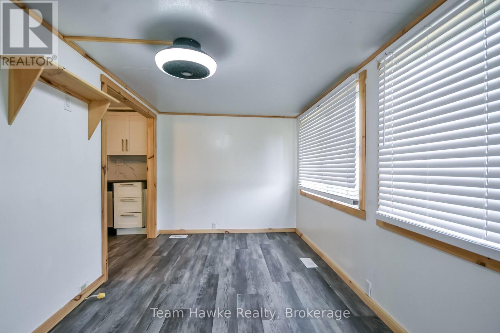 11 Ryan's Road, Midland, Ontario  L4R 0B9 - Photo 5 - S13760944