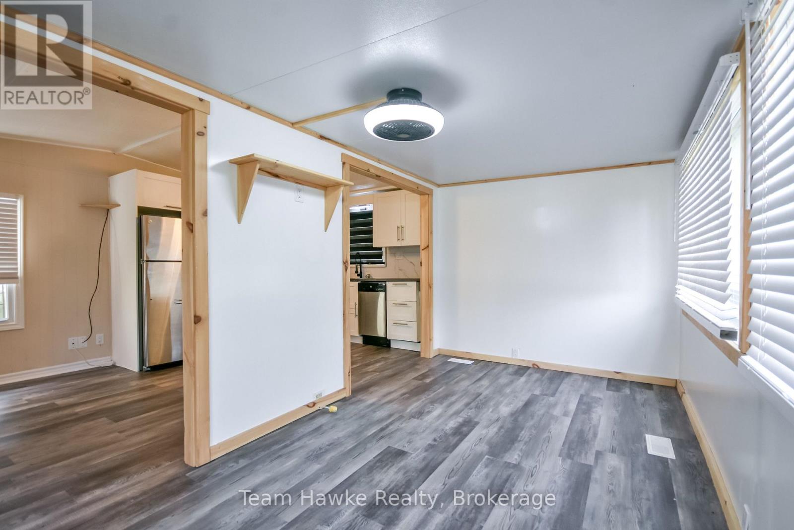 11 Ryan's Road, Midland, Ontario  L4R 0B9 - Photo 7 - S13760944