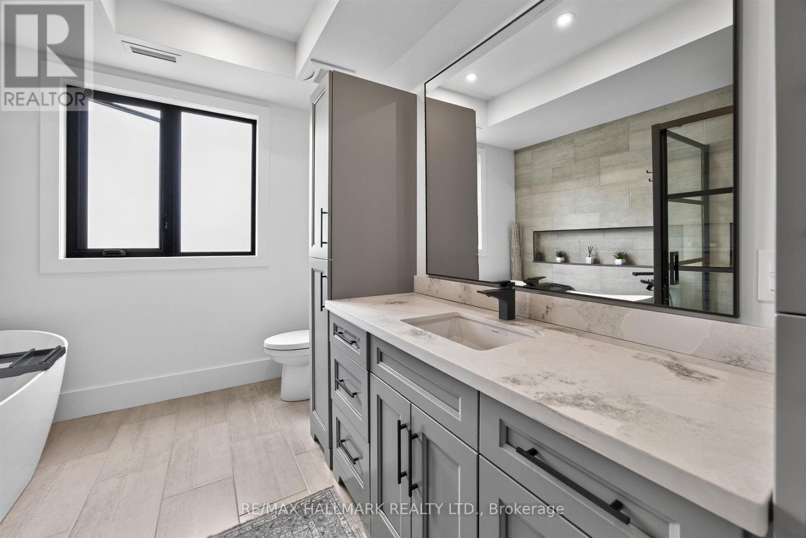 21 Allenwood Crescent, Toronto, Ontario  M2J 2R1 - Photo 24 - C13760806