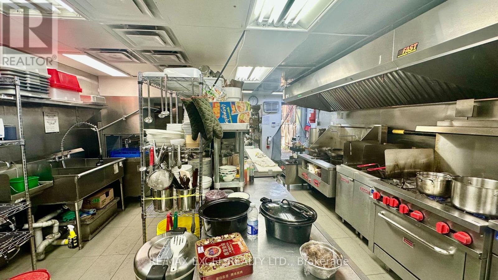 5308 Yonge Street, Toronto, Ontario  M2N 5P9 - Photo 10 - C13760870