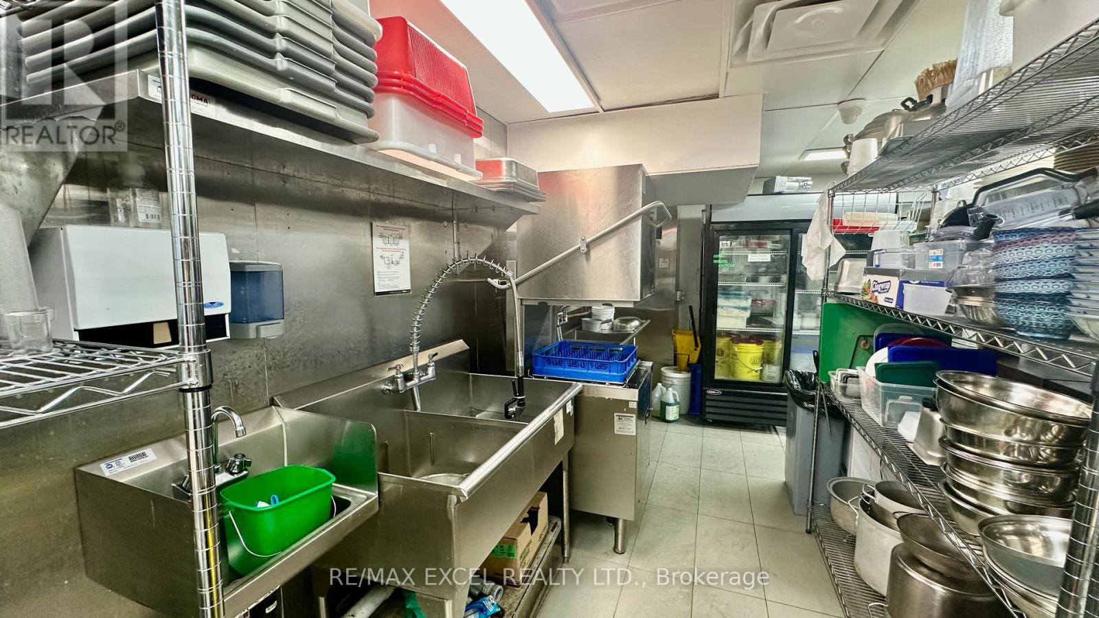 5308 Yonge Street, Toronto, Ontario  M2N 5P9 - Photo 11 - C13760870