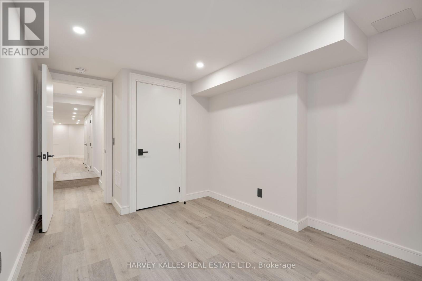 71 Robert Street, Toronto, Ontario M5S 2K4 - Photo 32 - C13760934