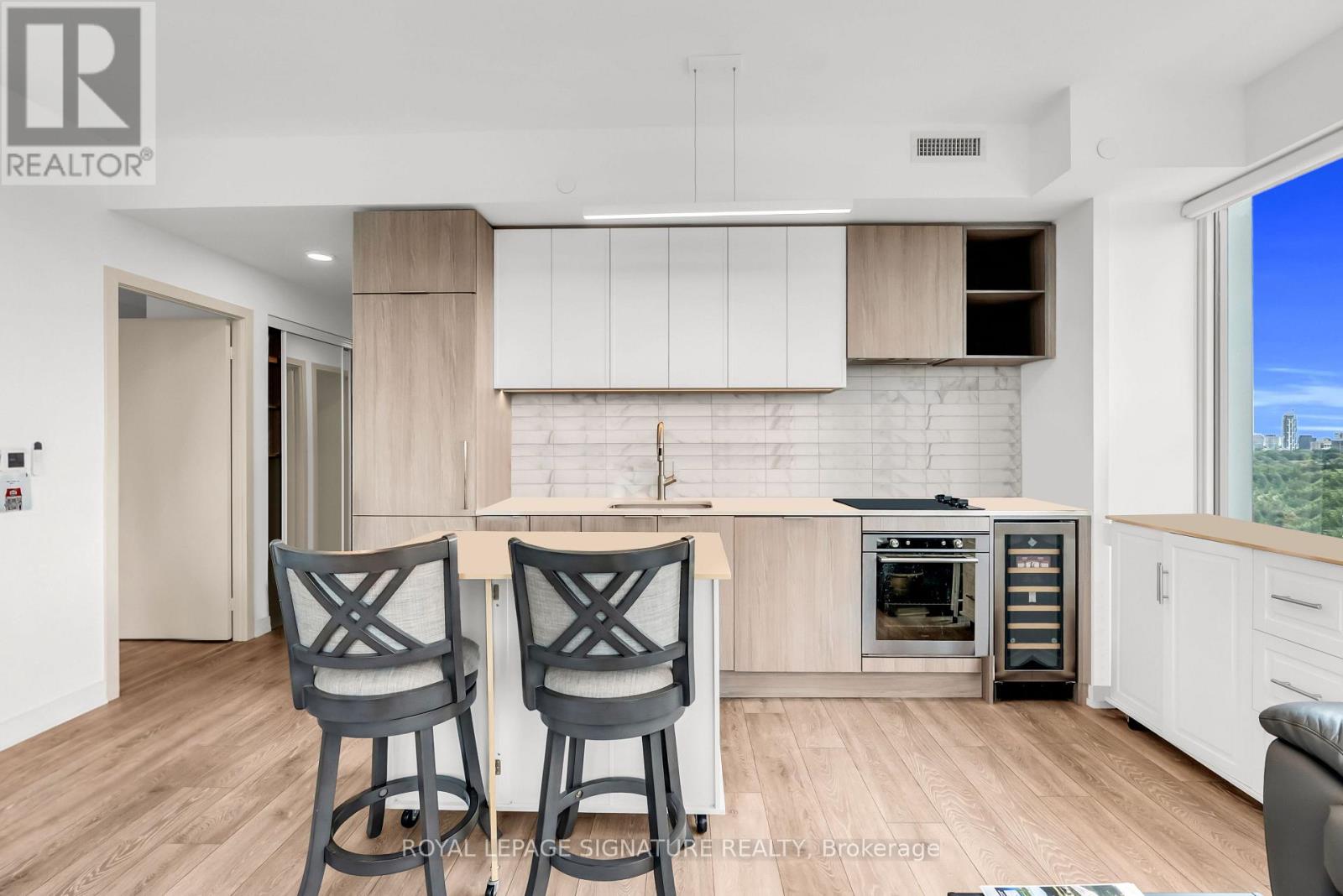 1121 - 2020 Bathurst Street, Toronto, Ontario  M5P 0A6 - Photo 12 - C13760978