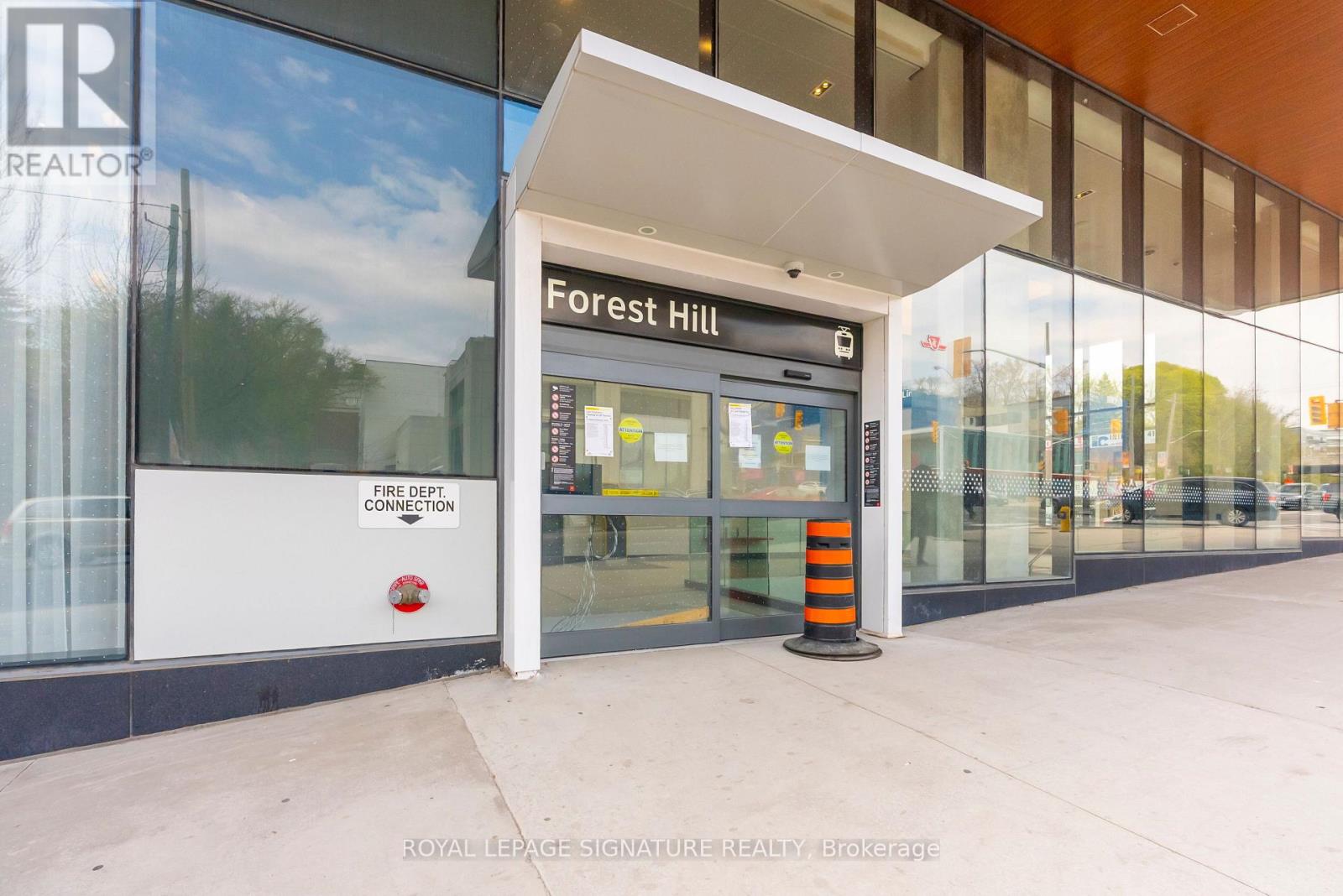1121 - 2020 Bathurst Street, Toronto, Ontario  M5P 0A6 - Photo 4 - C13760978