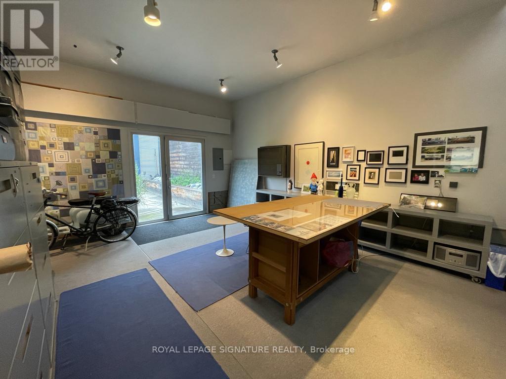 Main - 623 Wellington Street W, Toronto, Ontario  M5V 1G3 - Photo 13 - C13760990