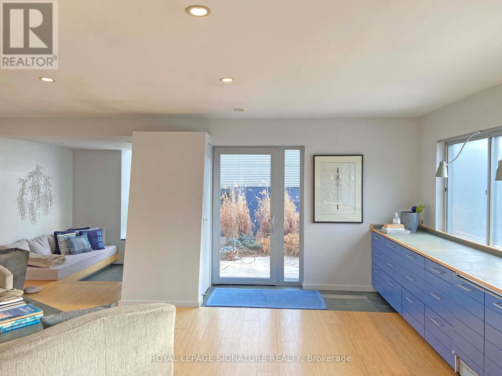 Main - 623 Wellington Street W, Toronto, Ontario  M5V 1G3 - Photo 5 - C13760990
