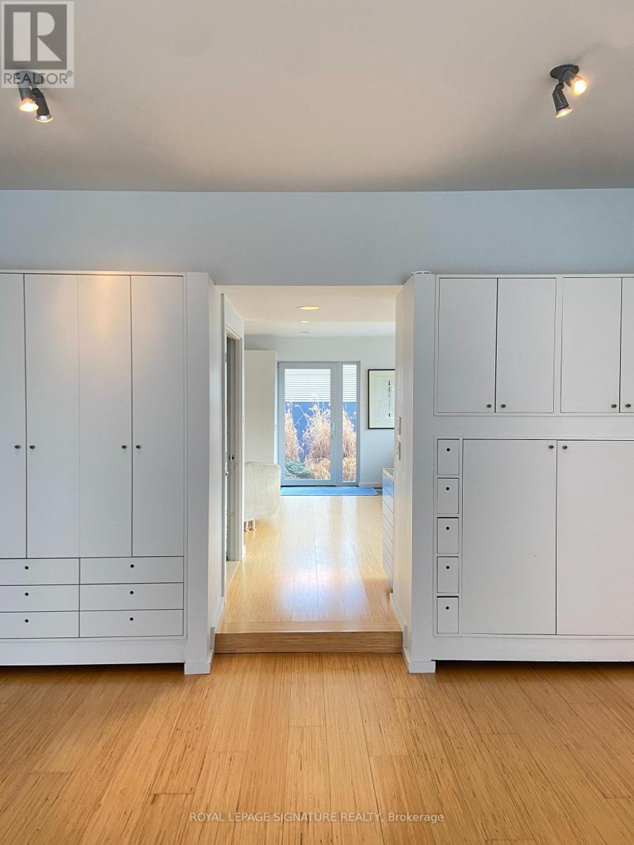 Main - 623 Wellington Street W, Toronto, Ontario  M5V 1G3 - Photo 9 - C13760990