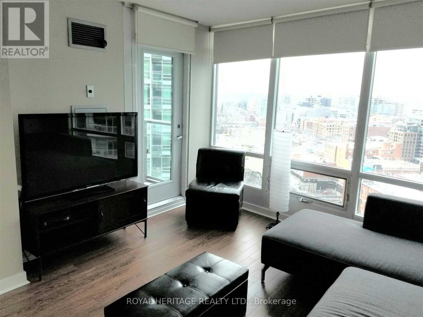 2312 - 373 Front Street W, Toronto, Ontario  M5V 3R7 - Photo 4 - C13761078