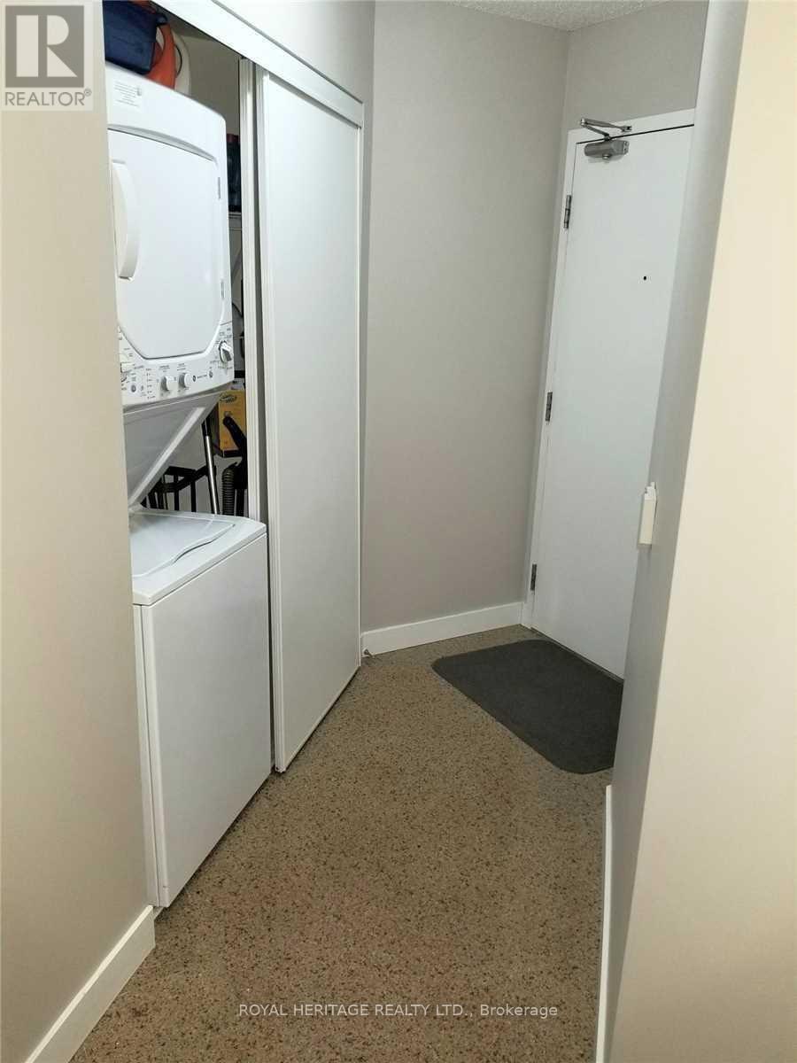 2312 - 373 Front Street W, Toronto, Ontario  M5V 3R7 - Photo 6 - C13761078