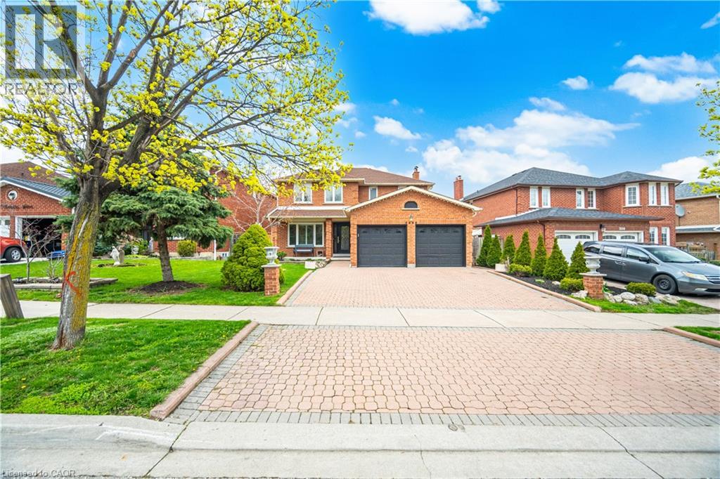 3332 Testimony Square, Mississauga, Ontario  L5B 3G2 - Photo 2 - 40861731