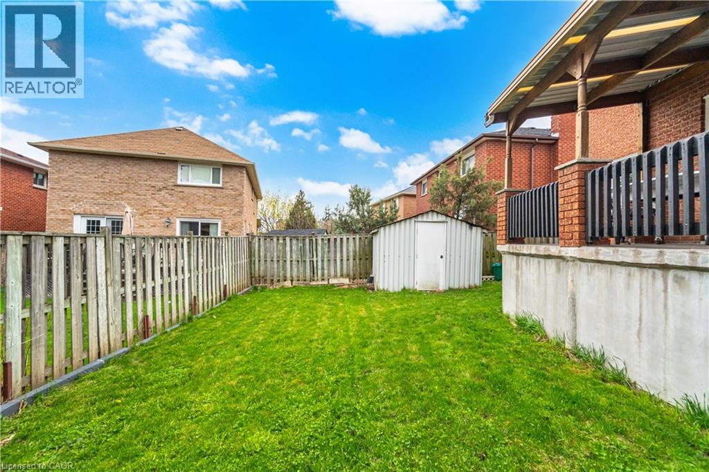 3332 Testimony Square, Mississauga, Ontario  L5B 3G2 - Photo 47 - 40861731
