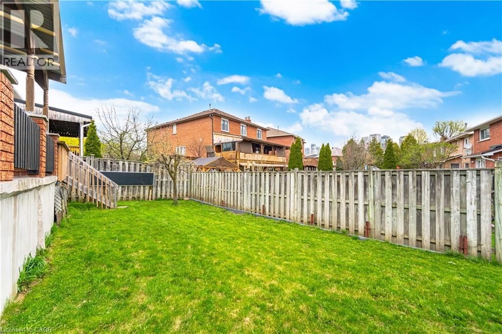 3332 Testimony Square, Mississauga, Ontario  L5B 3G2 - Photo 48 - 40861731