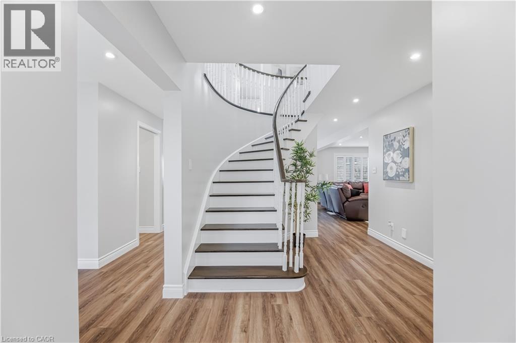 3332 Testimony Square, Mississauga, Ontario  L5B 3G2 - Photo 5 - 40861731