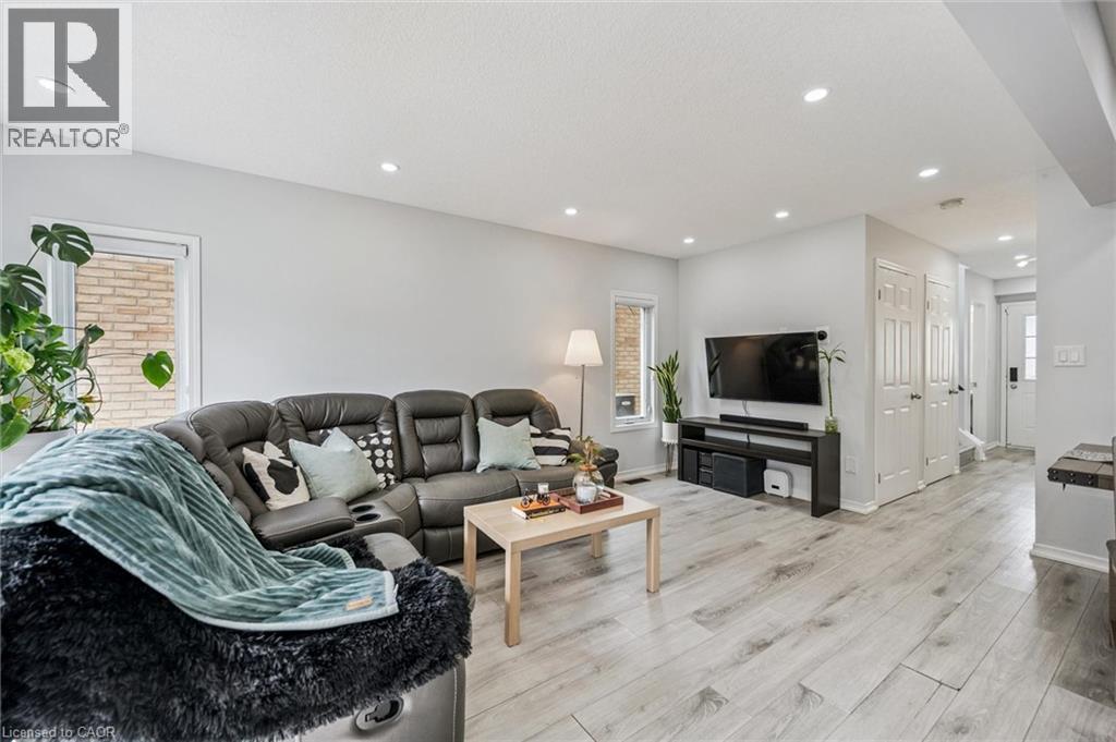 81 Windale Crescent, Kitchener, Ontario N2E 3H4 - Photo 7 - 40861604
