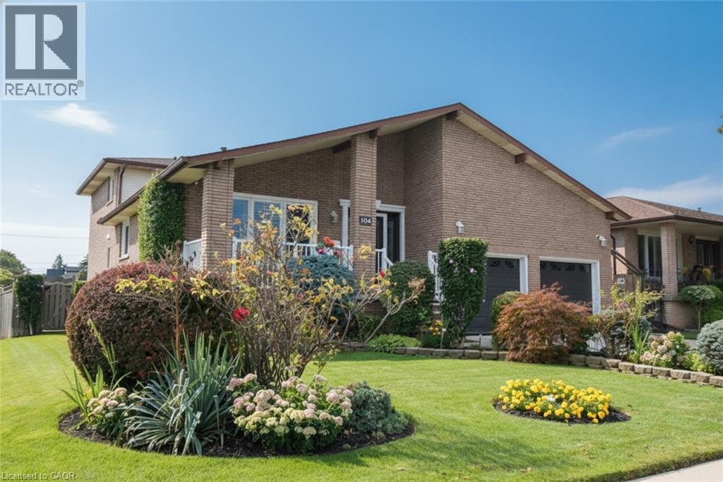 104 Glen Cannon Drive, Stoney Creek, Ontario  L8G 4E1 - Photo 3 - 40861378