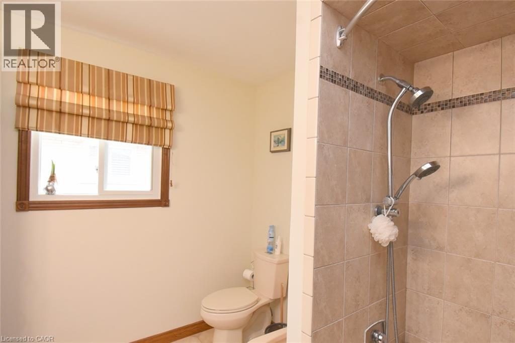 104 Glen Cannon Drive, Stoney Creek, Ontario  L8G 4E1 - Photo 33 - 40861378