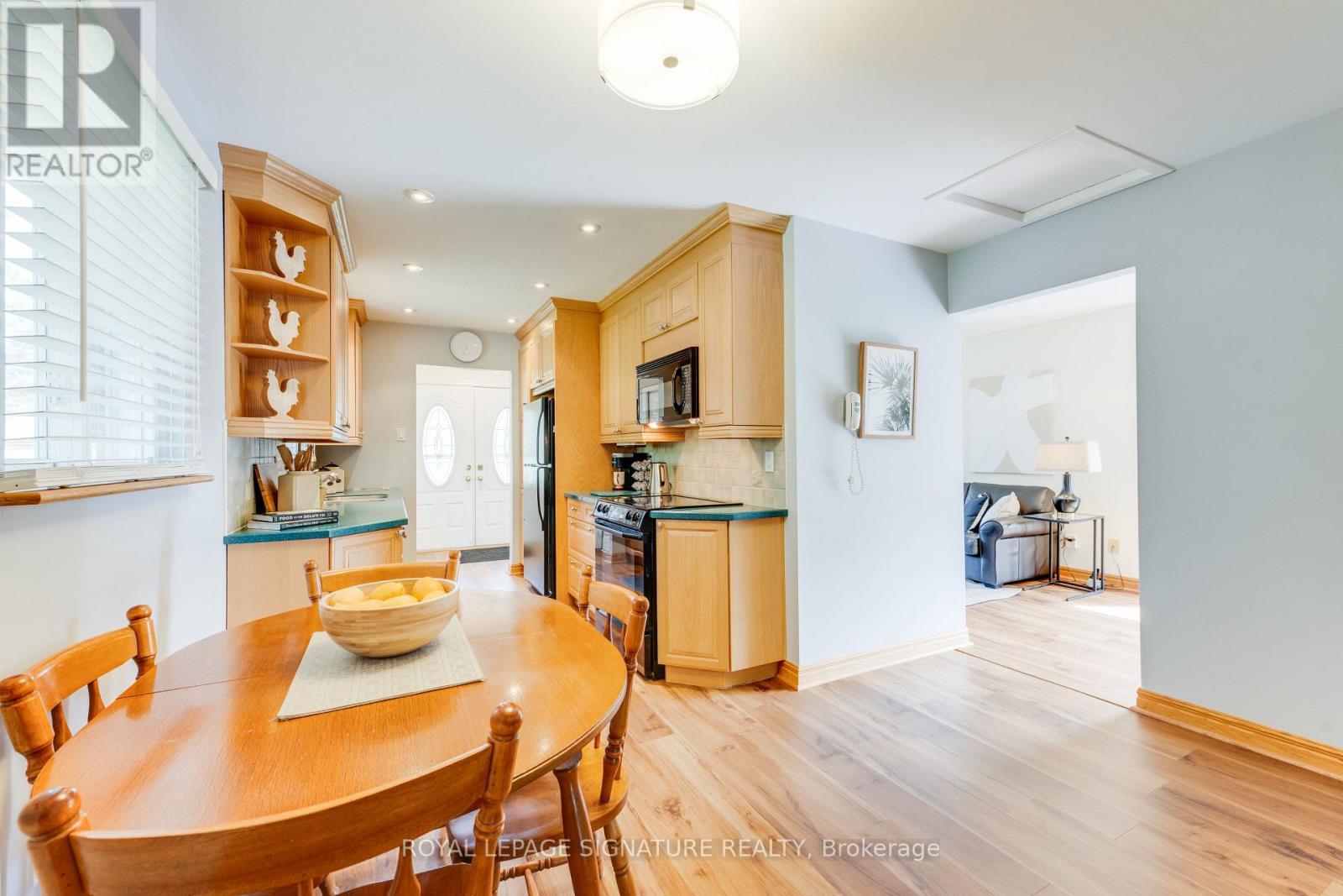 236 John Tabor Trail, Toronto, Ontario  M1B 2R4 - Photo 16 - E13760868