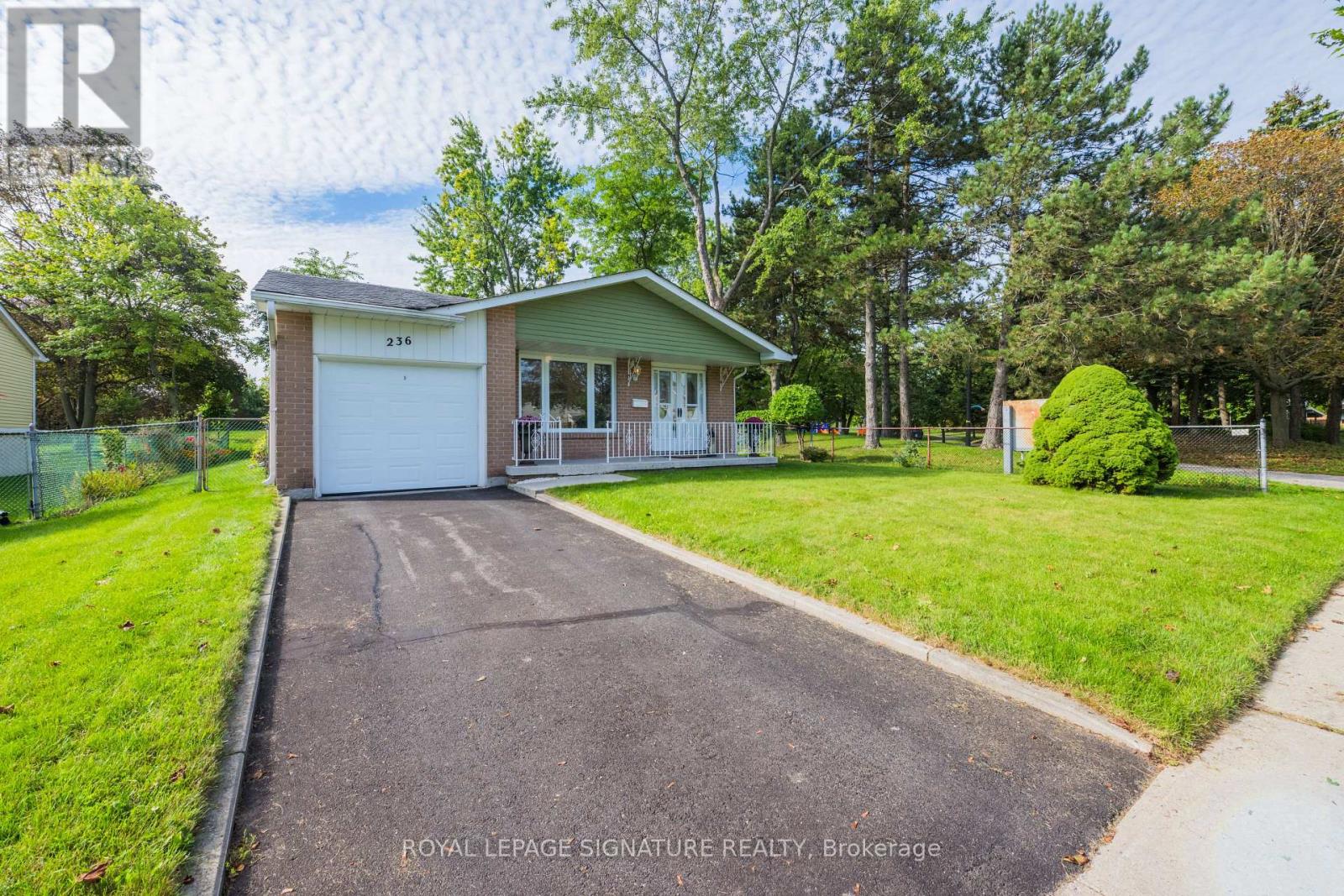 236 John Tabor Trail, Toronto, Ontario  M1B 2R4 - Photo 2 - E13760868