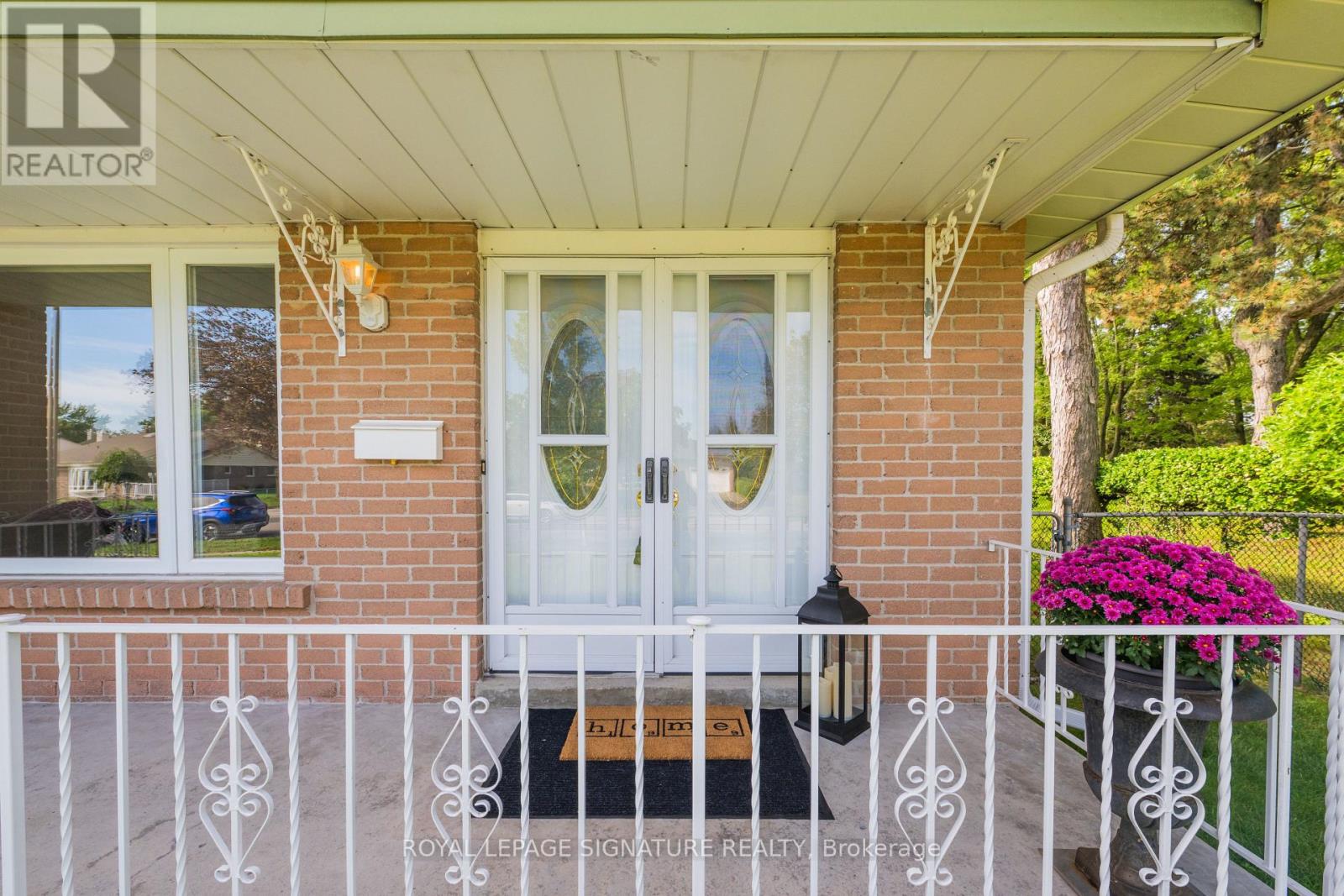 236 John Tabor Trail, Toronto, Ontario  M1B 2R4 - Photo 3 - E13760868