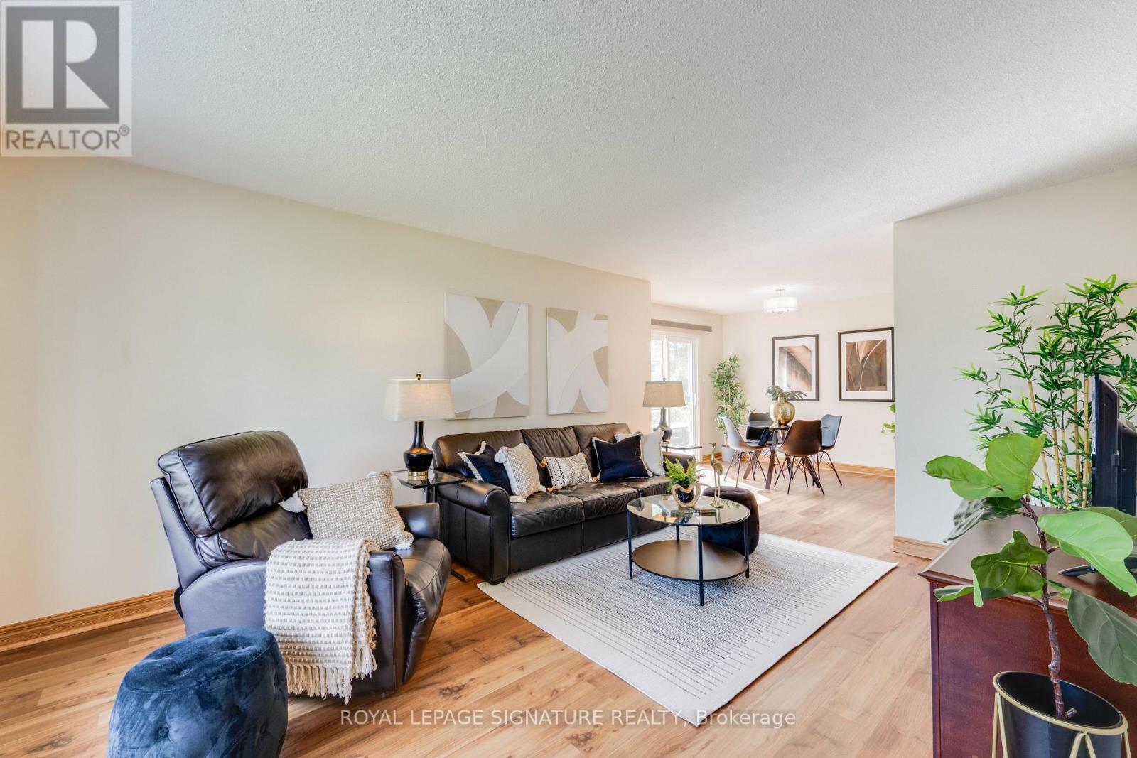 236 John Tabor Trail, Toronto, Ontario  M1B 2R4 - Photo 7 - E13760868