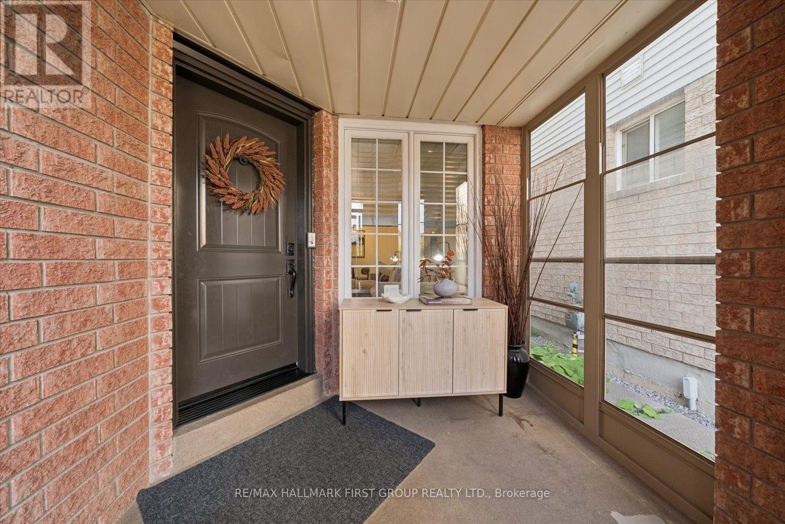 67 Epps Crescent, Ajax, Ontario  L1Z 1G2 - Photo 2 - E13761064