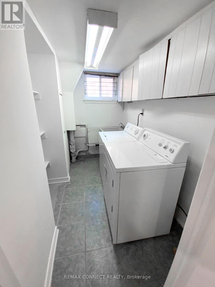 Bsmt Bdrm C - 2 Kellyvale Road, Toronto, Ontario  M1R 3M3 - Photo 13 - E13761126