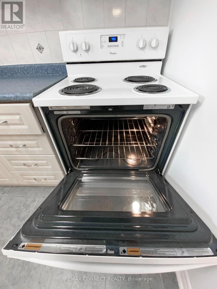 Bsmt Bdrm C - 2 Kellyvale Road, Toronto, Ontario  M1R 3M3 - Photo 9 - E13761126