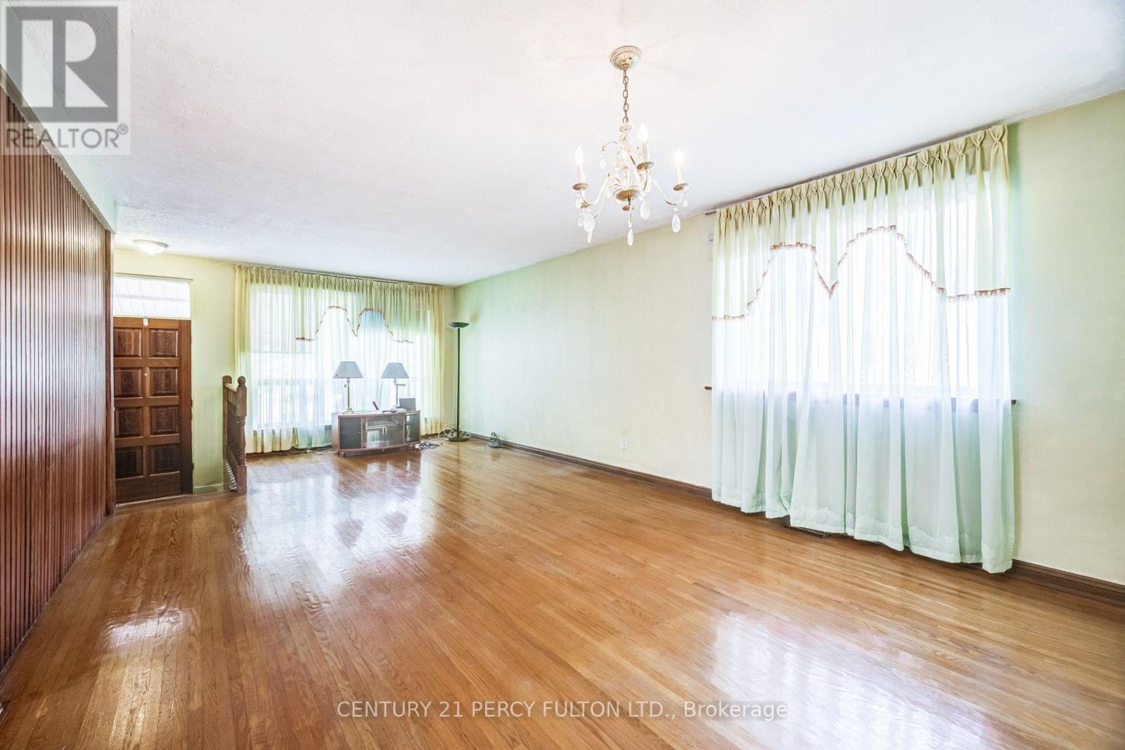 23 Shier Drive, Toronto, Ontario  M1J 2T1 - Photo 8 - E13761158