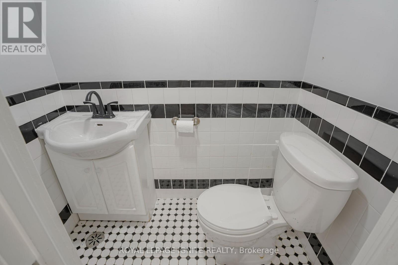 951 Simcoe Street N, Oshawa, Ontario  L1G 4W3 - Photo 18 - E13761160