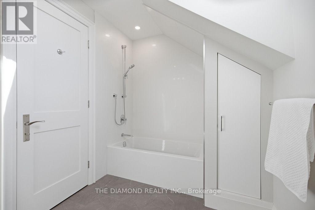 188-190 Westminster Avenue, Toronto, Ontario  M6R 1P1 - Photo 27 - W13758820