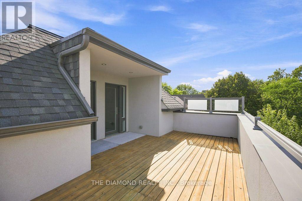 188-190 Westminster Avenue, Toronto, Ontario  M6R 1P1 - Photo 30 - W13758820