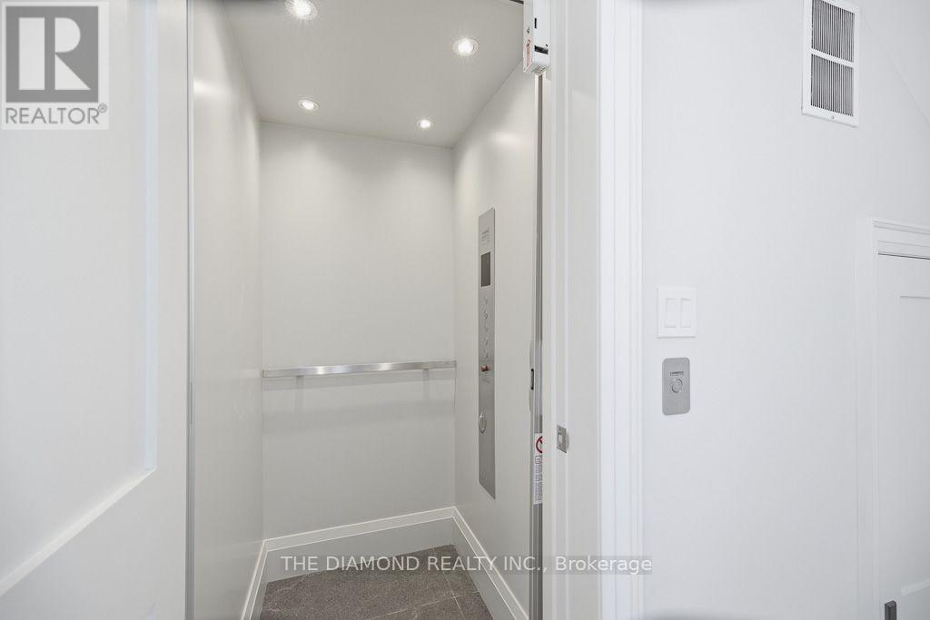188-190 Westminster Avenue, Toronto, Ontario  M6R 1P1 - Photo 22 - W13758820