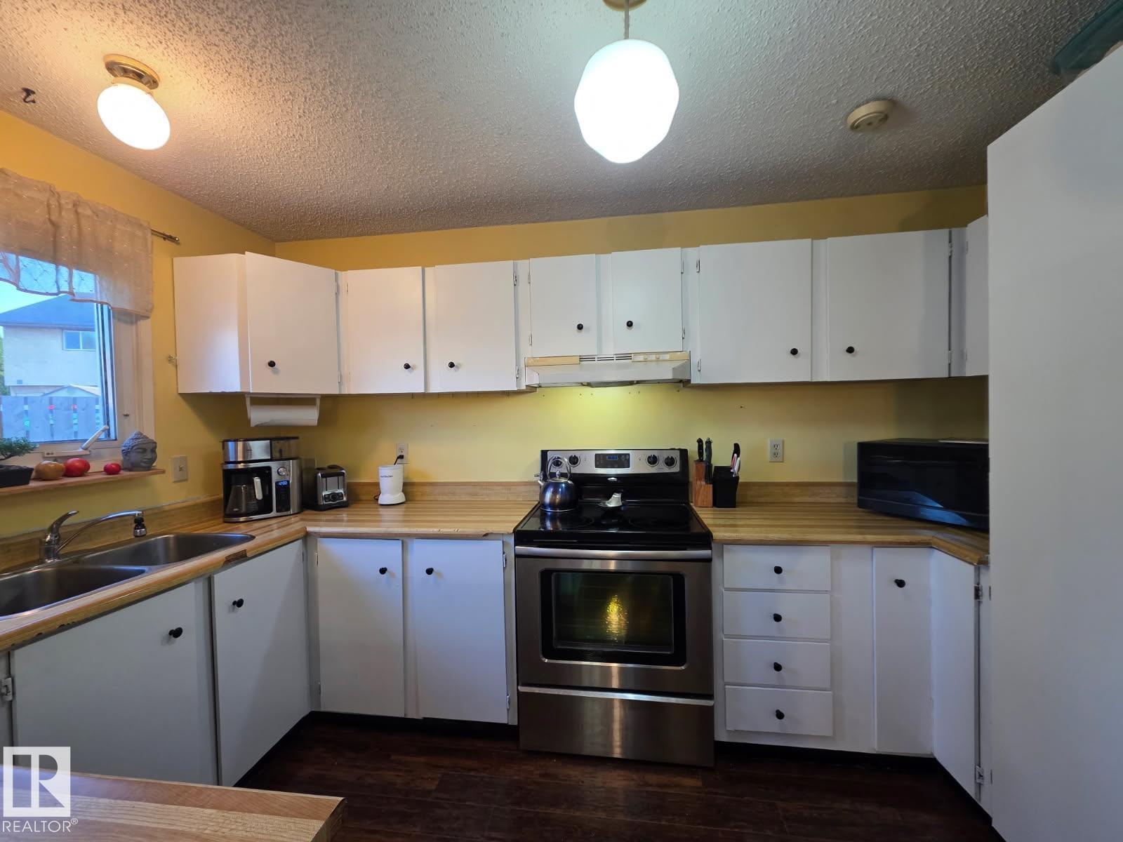 3503 42a Av NW, Edmonton, Alberta  T6L 4C6 - Photo 11 - E4502385
