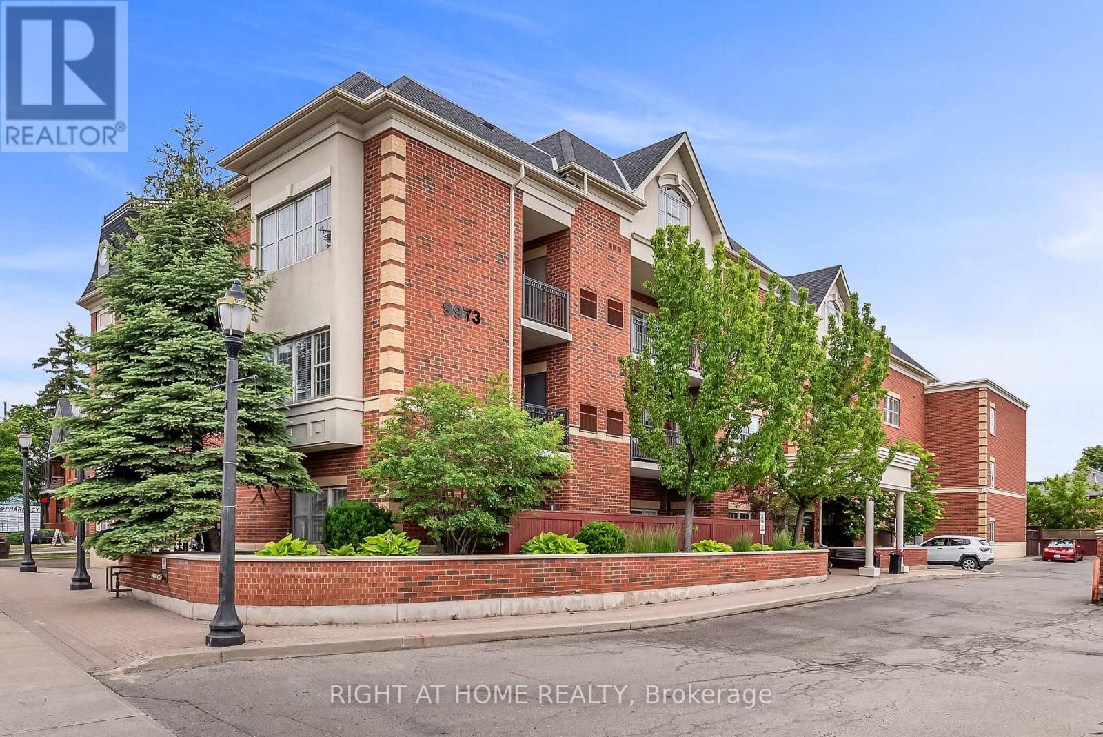 206 - 9973 KEELE STREET, Vaughan, Ontario