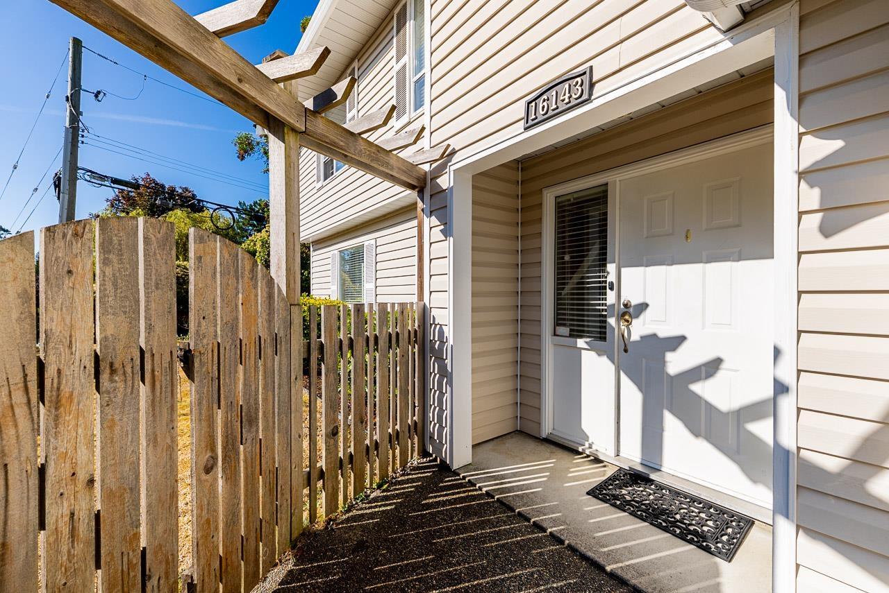 16143 9 Avenue, Surrey, British Columbia  V4A 8R4 - Photo 3 - R3163039