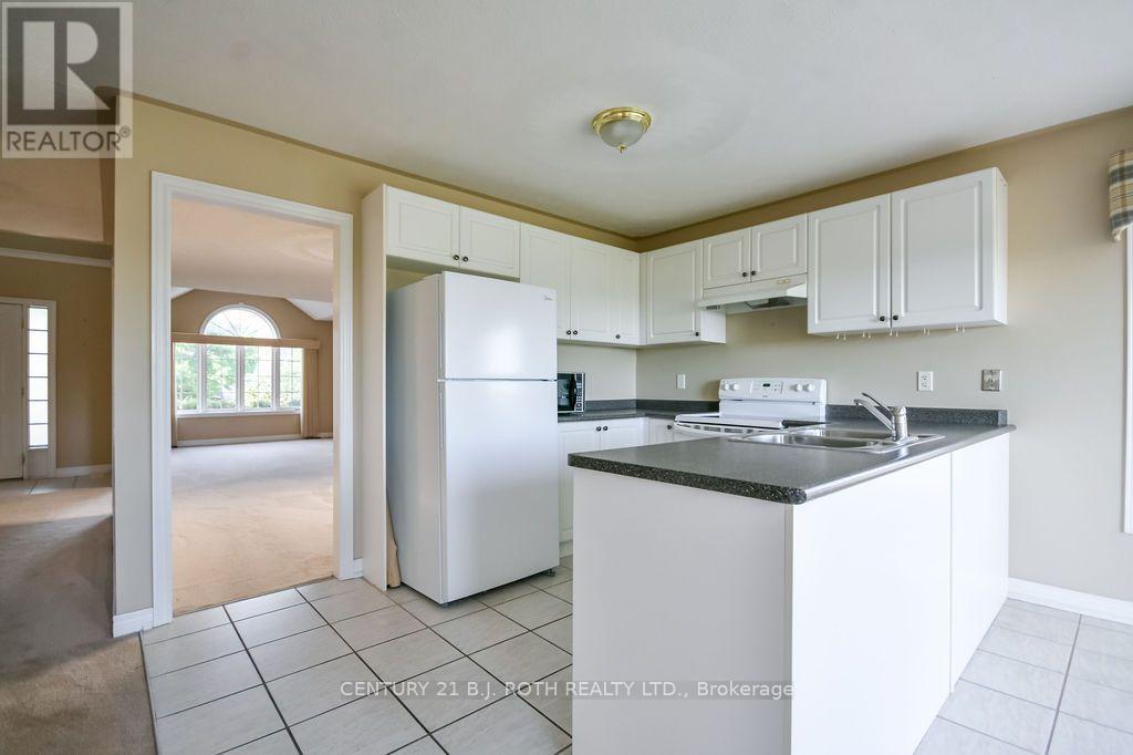 3192 Bass Lake Side Road, Orillia, Ontario  L3V 8A3 - Photo 13 - S13760816