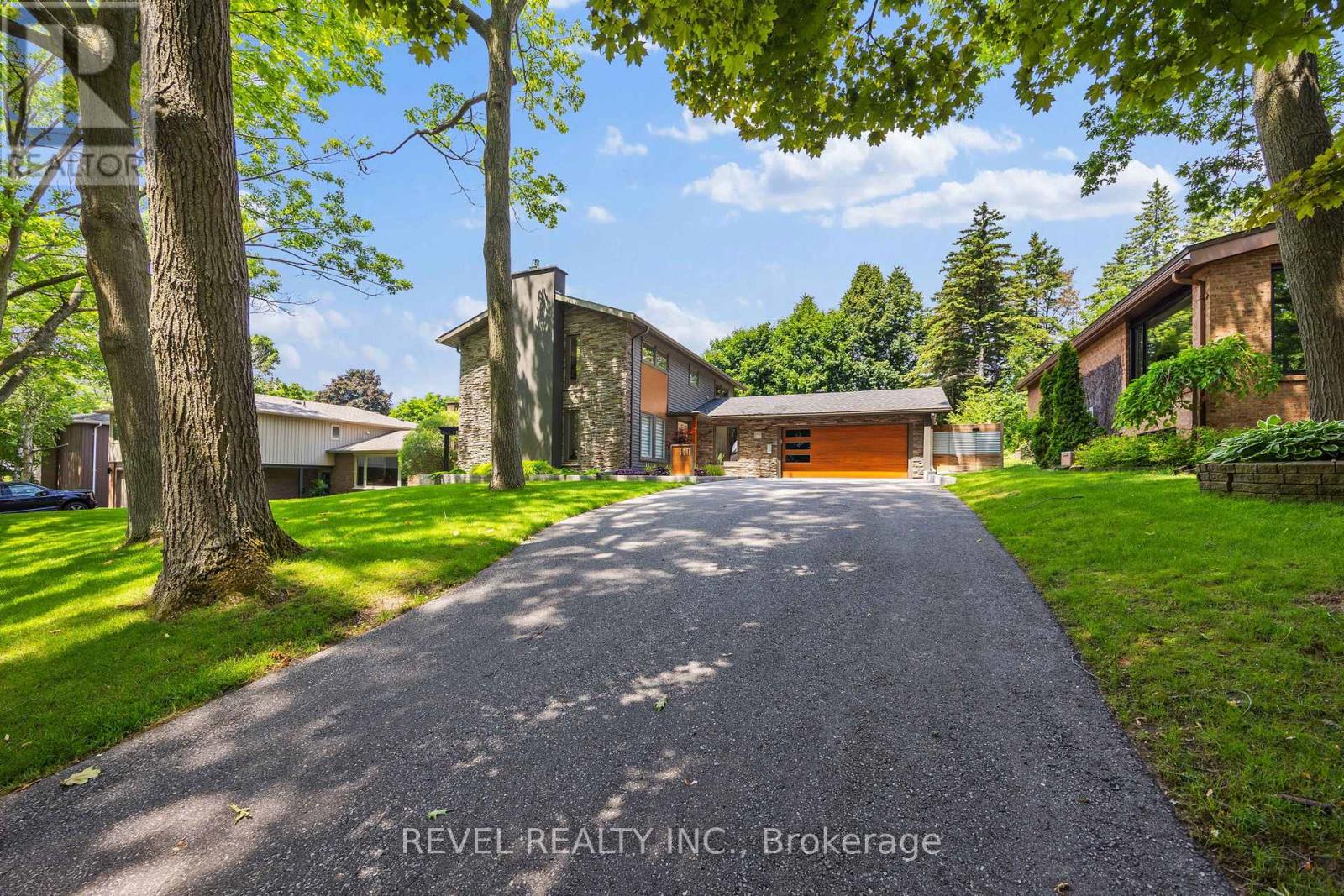 10 Shoreview Drive, Barrie (North Shore), Ontario  L4M 1G1 - Photo 2 - S13760956