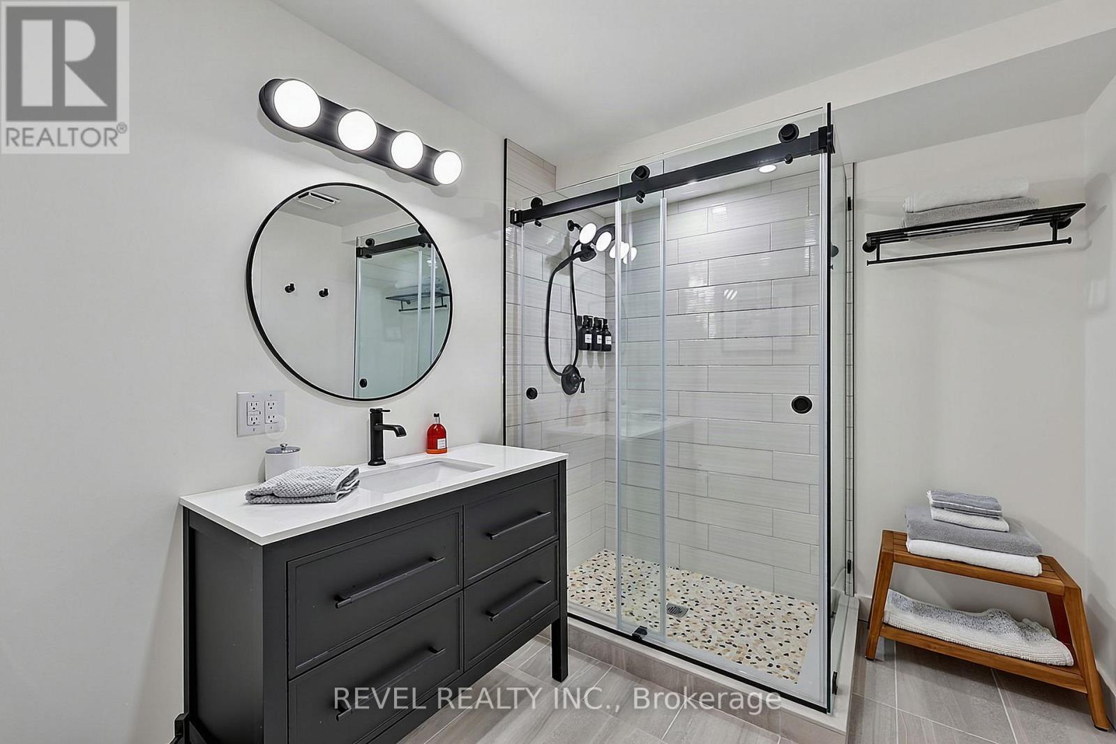 10 Shoreview Drive, Barrie (North Shore), Ontario  L4M 1G1 - Photo 38 - S13760956