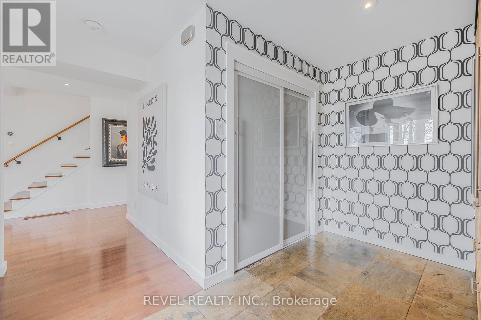 10 Shoreview Drive, Barrie (North Shore), Ontario  L4M 1G1 - Photo 6 - S13760956