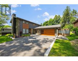 10 SHOREVIEW DRIVE, Barrie, Ontario